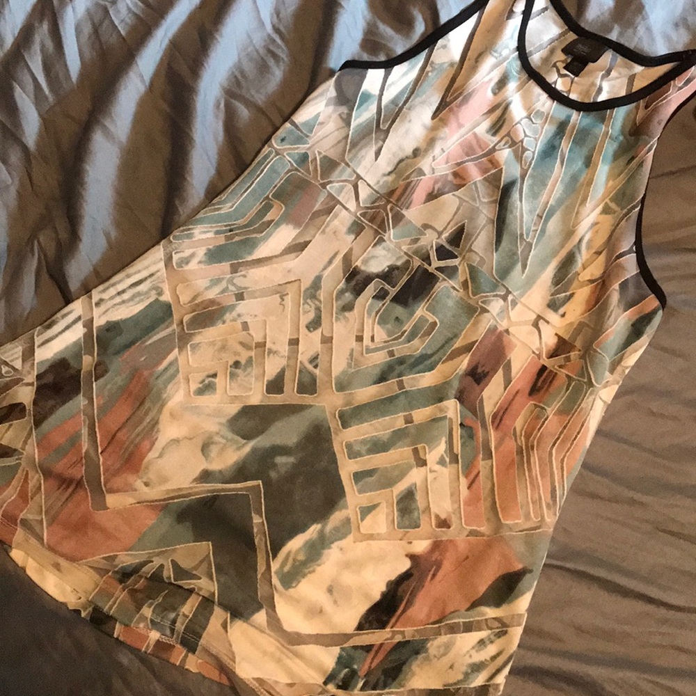 See through tank